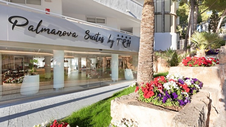 Palmanova Suites by TRH